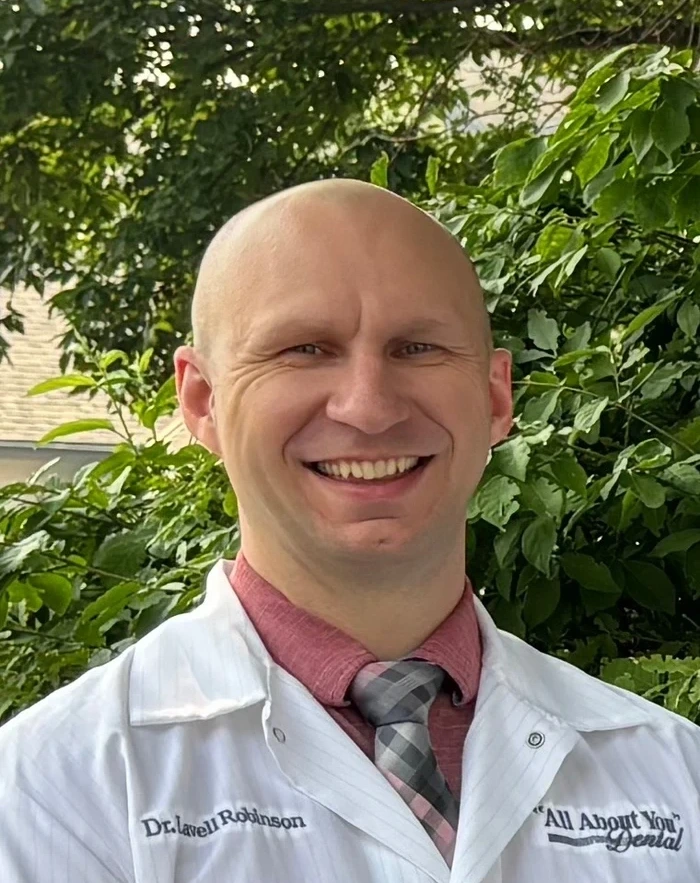 Dr. Lavell Robinson