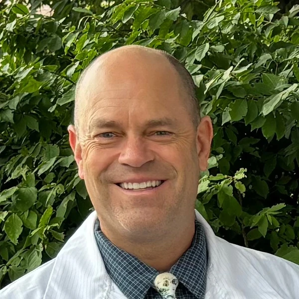 Dr Taylor Clark
